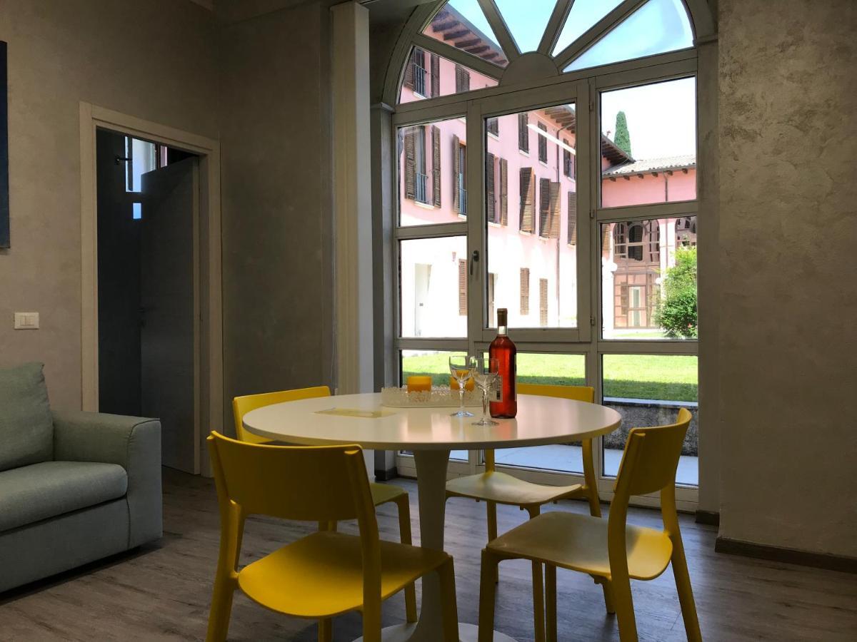 Vea Apartment Padenghe sul Garda Exteriör bild